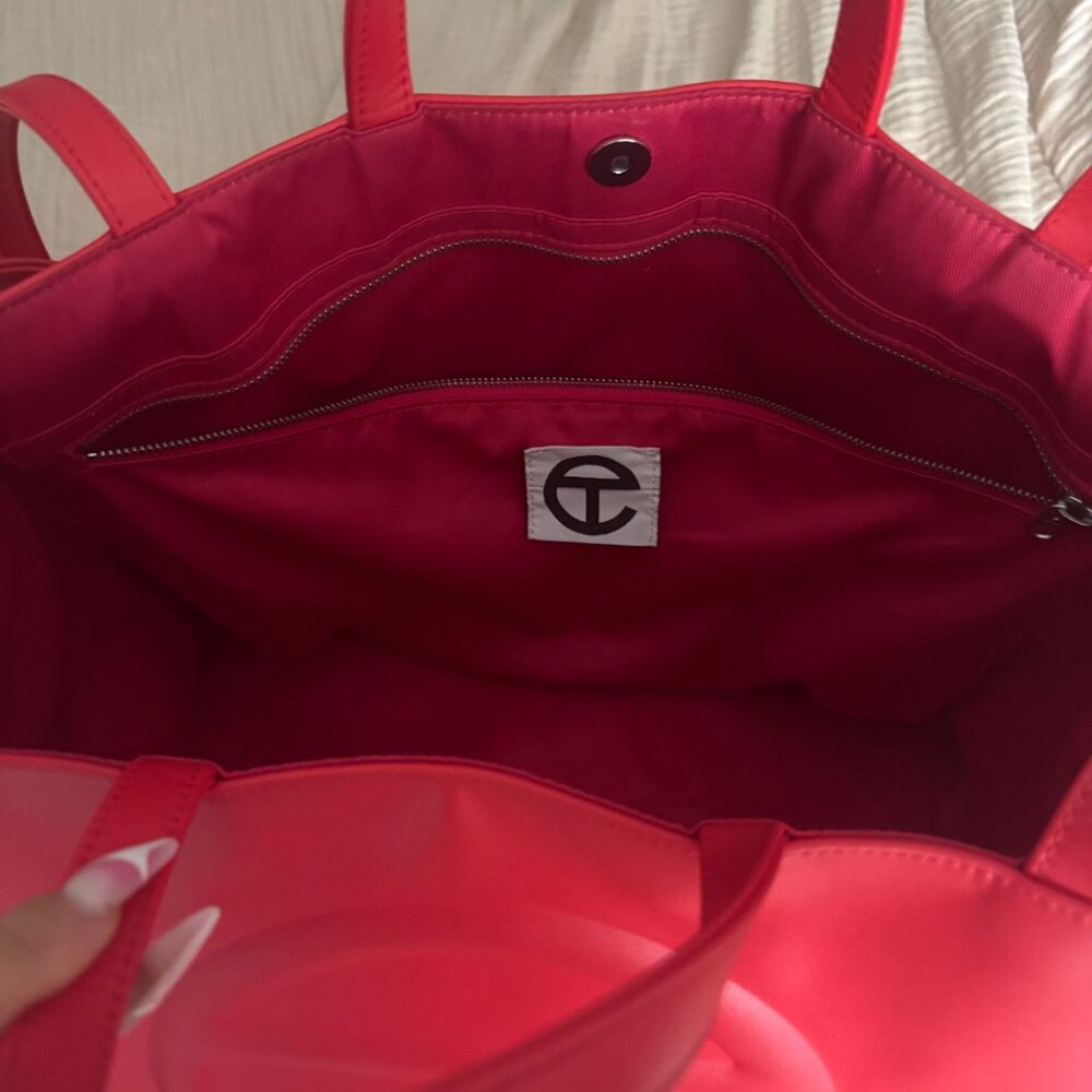 Large Red Telfar Bag - Picture 6 of 6